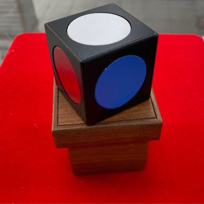 Mik Wood color vision