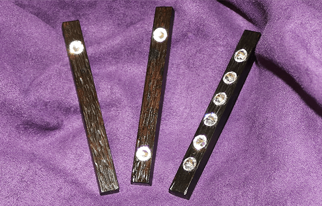 Ebony Jumping Gems by Rich Hill - Trick