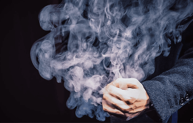 SMOKE ONE GRANDE by Lukas - Trick