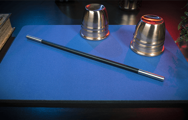 Deluxe Close-Up Pad 11X16 (Blue) by Murphy's Magic Supplies - Trick