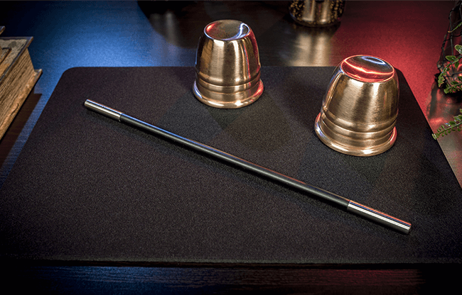 Economy Close-Up Pad 11X16 (Black) by Murphy's Magic Supplies - Trick