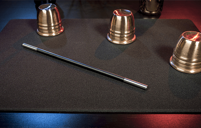 Economy Close-Up Pad 16X23 (Black) by Murphy's Magic Supplies - Trick