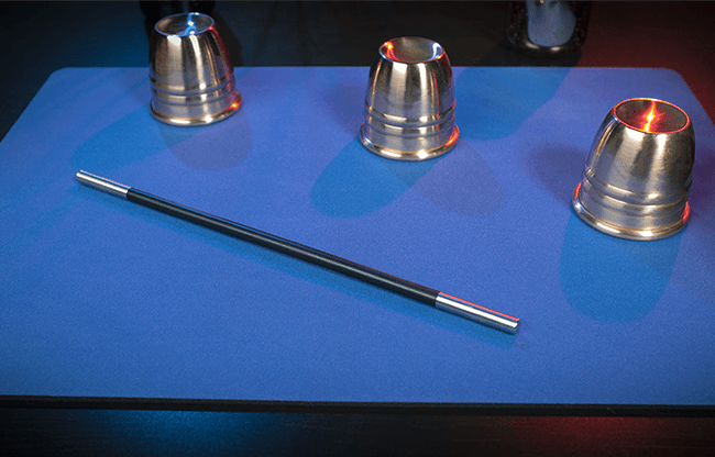 Economy Close-Up Pad 16X23 (Blue) by Murphy's Magic Supplies - Trick