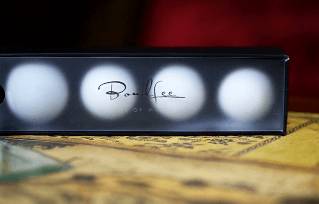 Perfect Manipulation Balls (1.7 White ) by Bond Lee - Trick