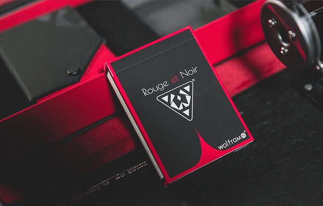 Limited Edition Wolfram V2 Rouge et Noir Playing Cards Collection Set