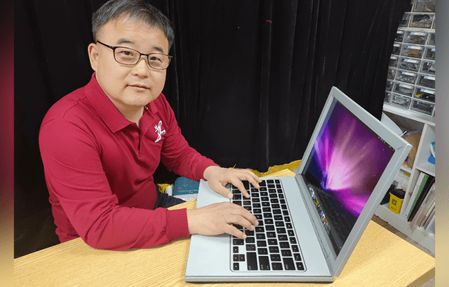 LAPTOP PRODUCTION by JL Magic - Trick