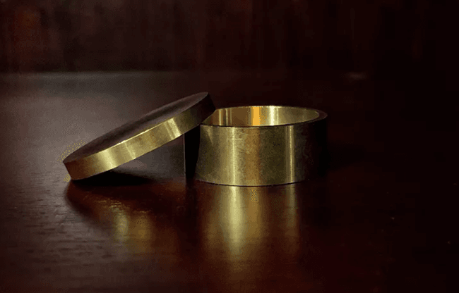 L Box by Long Long & Bacon Magic - Trick