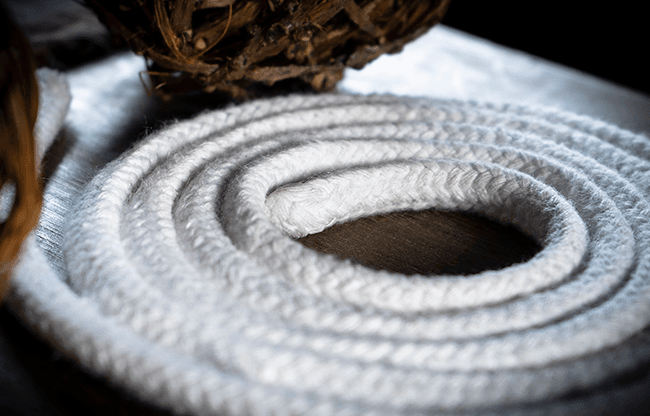 ROPE ULTRA WHITE 25 ft. (CORELESS) by Murphy's Magic Supplies - Trick