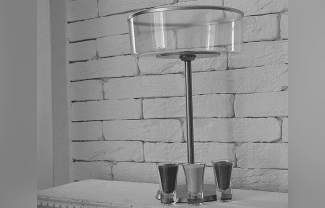 Compact Vase HIGH EDITION by Victor Voitko - Trick