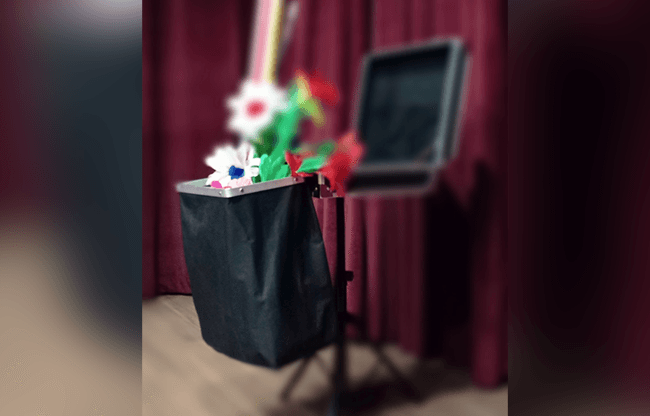 TABLE POCKET by JL Magic - Trick