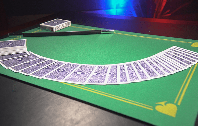 Standard Close-Up PIP Pad 16X23 (Green) by Murphy's Magic Supplies - Trick