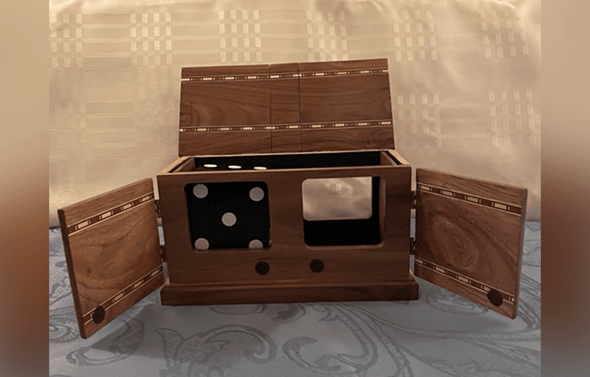 Die Box by Tony Karpinski - Trick