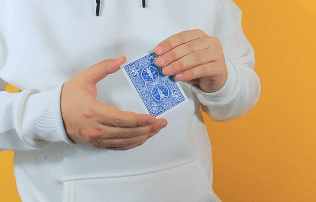 Sky Vanish BLUE (Gimmick and online instruction) by Sultan Orazaly - Trick