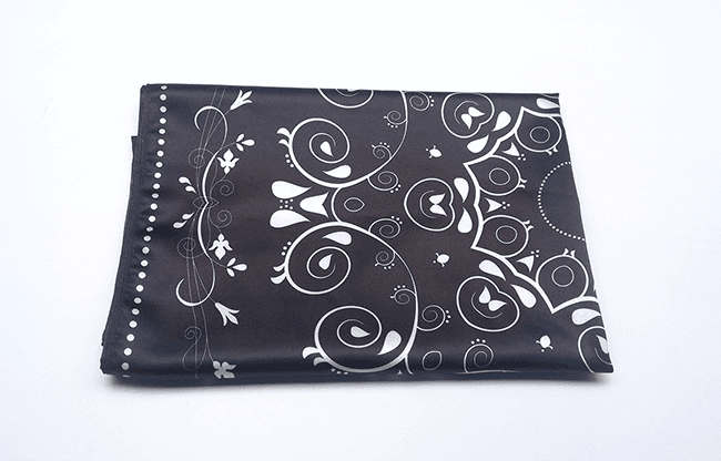 Devil's Bandana V2 (Black) by Lee Alex - Trick