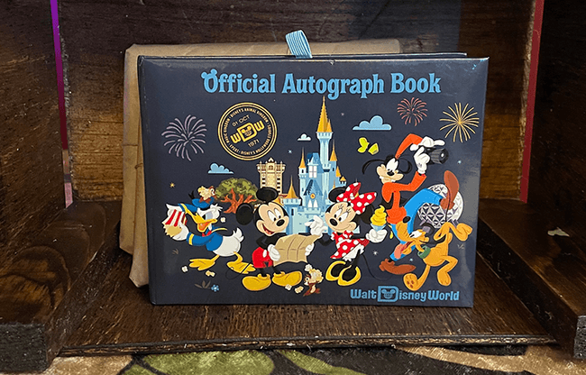 Autograph Hound (Gimmicks and Online Instruction) by Rian Lehman - Trick