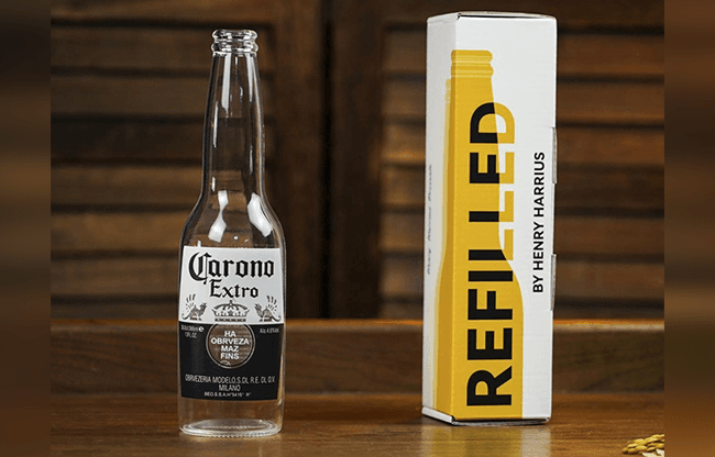 Refilled (Gimmicks and Online Instructions) Henry Harrius - Trick