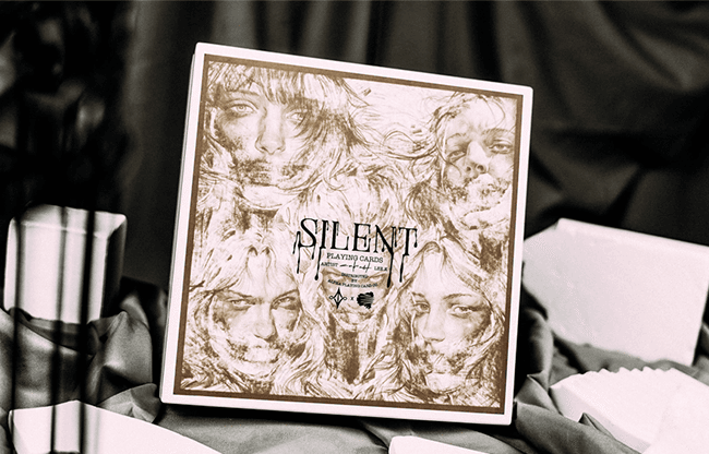 Deluxe Lacquer Collector's Box Set Playing Cards