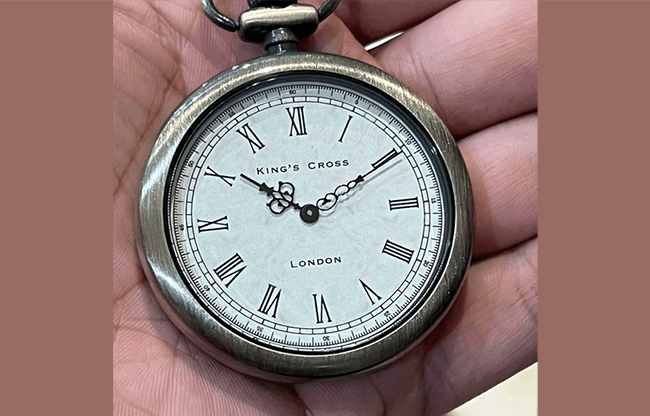 SB Watch Pocket Edition (King's Cross) by András Bártházi and Electricks - Trick