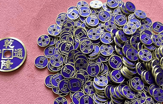 MINI CHINESE COIN PURPLE by N2G - Trick