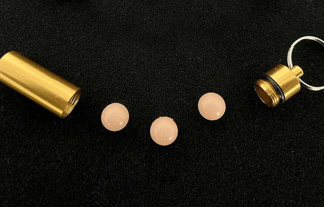 LS Peas (Natural) by Leo Smetsers - Trick