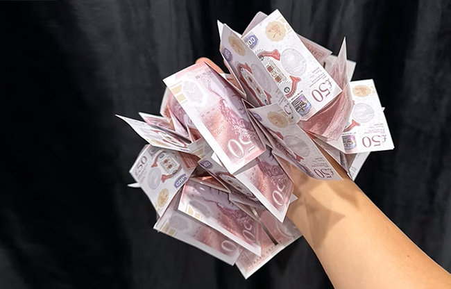 Moneyball by Bond Lee (GBP)