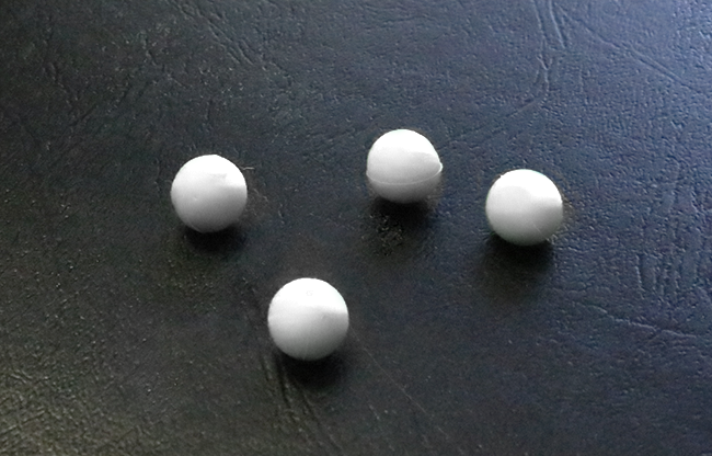 Magnetic Pea Set (White)