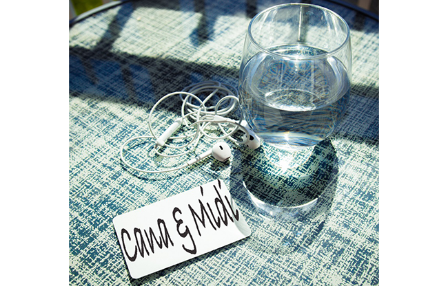 Midi and Cana by Thaddius Barker video DOWNLOAD